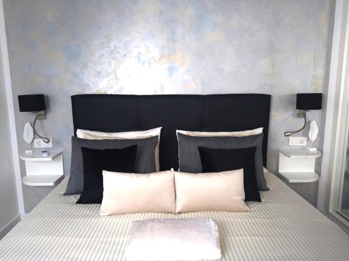 Apartment Portonovo Paraiso II - Sea View - Swimming Pool - Good Wifi - Old Town Puerto del Carmen  Bagian luar foto